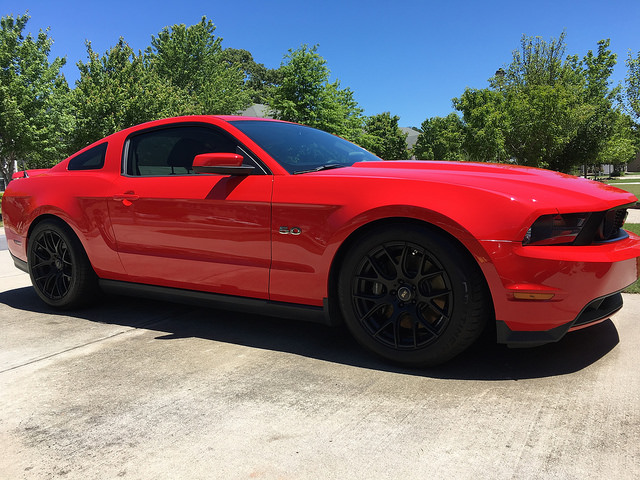 2011-mustang-gt-premium.jpg